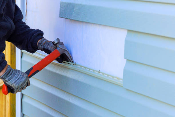 Reliable Siding Repair contractor in Wellington, FL by Creative Siding
